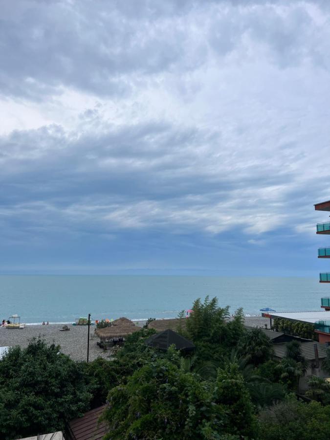 Sunshine Hotel Kvariati Buitenkant foto
